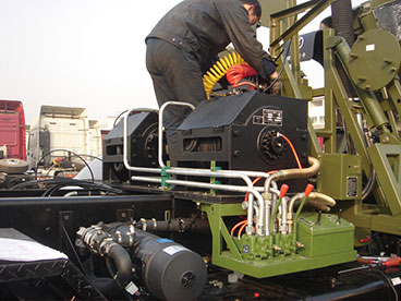 坦克运输车用双十吨液压绞盘